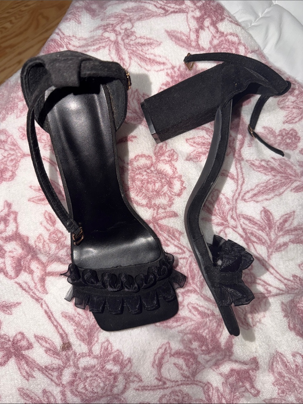 SHEIN Black Ruffle Ankle-Strap Block Heels